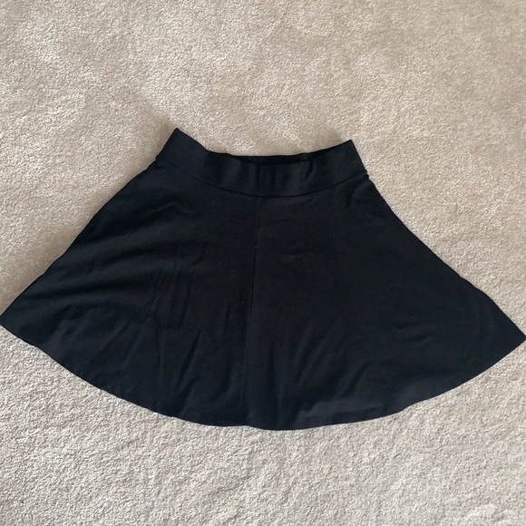 Forever 21 Skirt - Picture 2 of 5